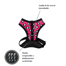 Cargar imagen en el visor de la galería, arnés para perro animal print fucsia