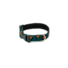 Cargar imagen en el visor de la galería, Collar Animal Print Orange Forest