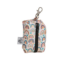 Cargar imagen en el visor de la galería, Porta Bolsas Over the Rainbow Doglamour