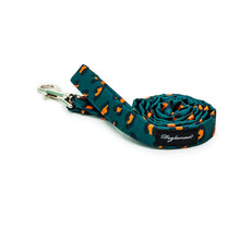 Cargar imagen en el visor de la galería, Correa Animal Print Orange Forest
