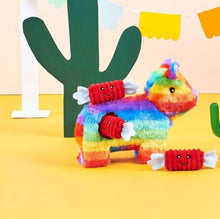 Cargar imagen en el visor de la galería, Juguete interactivo Zippy Burrow - Piñata
