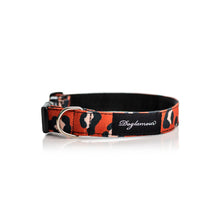 Cargar imagen en el visor de la galería, collar perro animal print café
